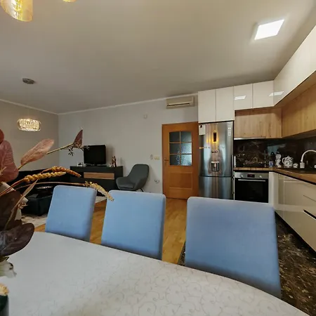 Ort Apartman *